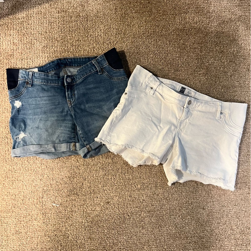 Maternity shorts